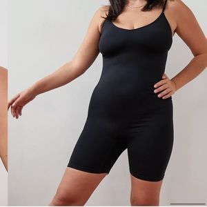 BNWT Aritzia Arial Seamless Romper